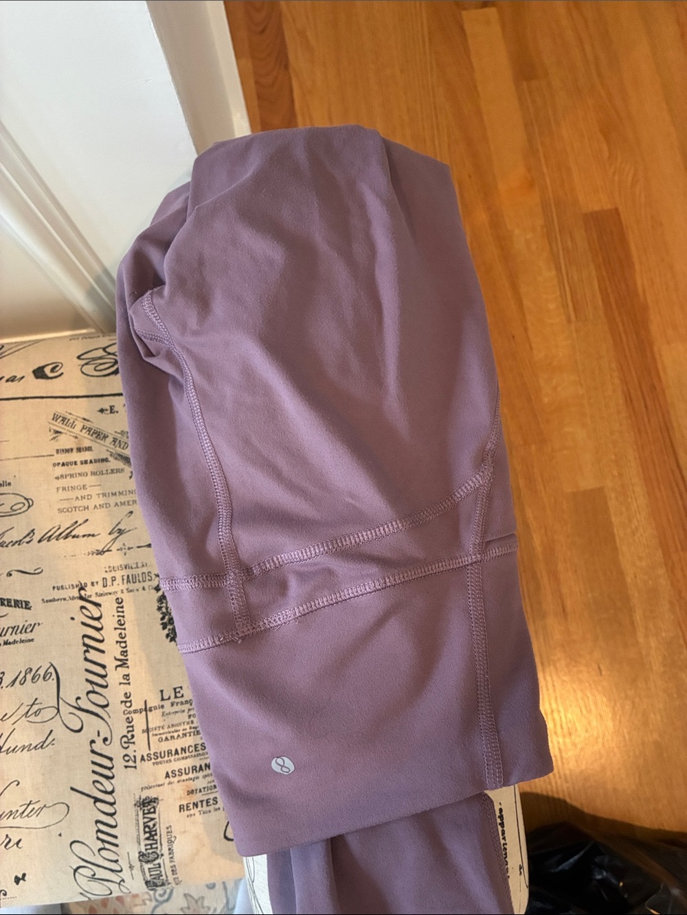 Women’s purple leggings